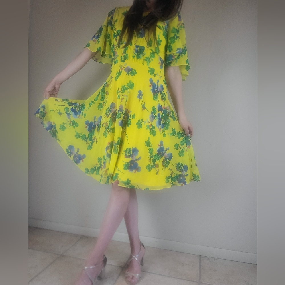 Calvin Klein Lovely Vibrant Yellow Floral Chiffon Midi Summer Dress Size 8